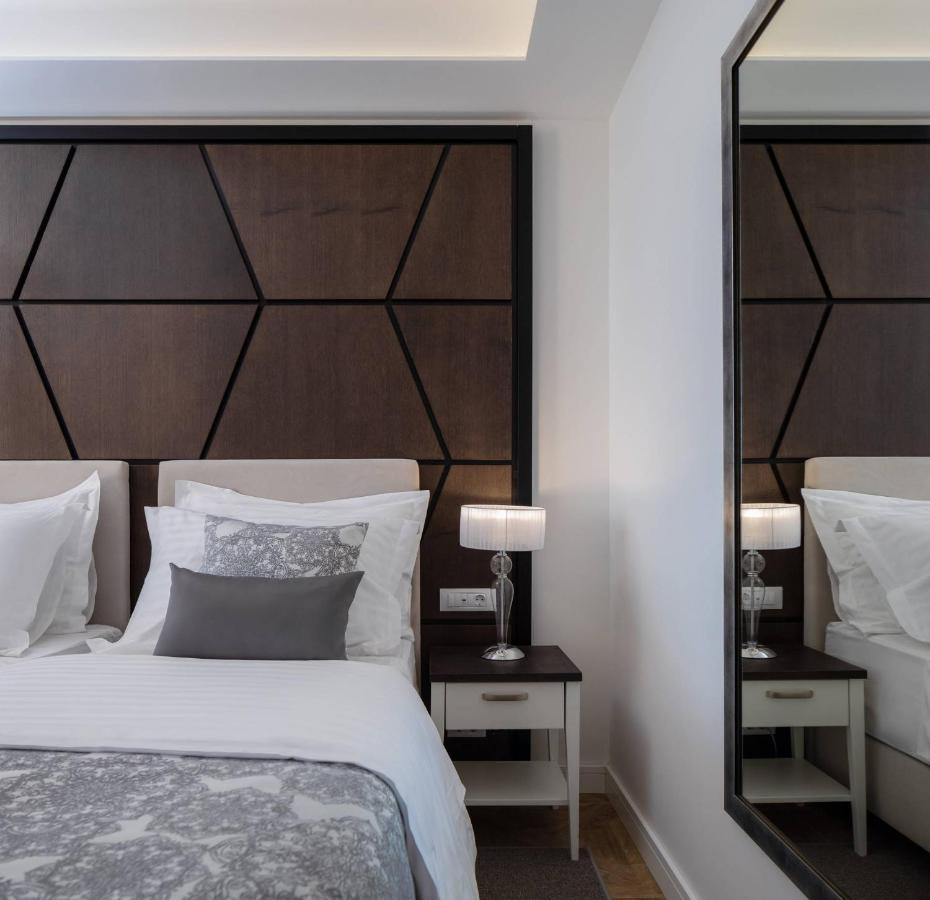 Ellure Luxury Suites سبليت المظهر الخارجي الصورة
