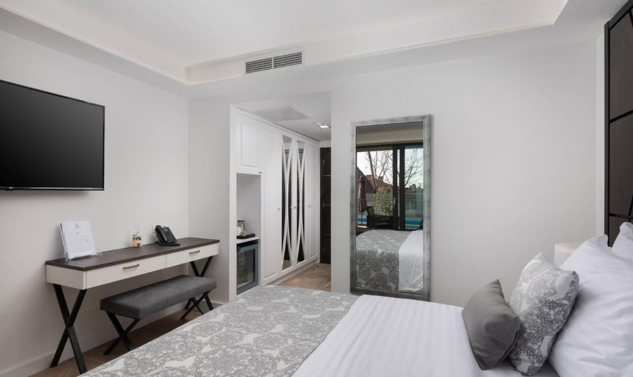 Ellure Luxury Suites سبليت المظهر الخارجي الصورة