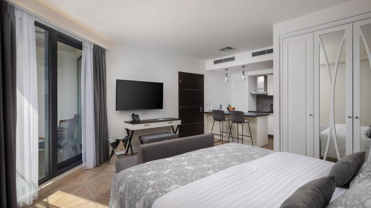 Ellure Luxury Suites سبليت المظهر الخارجي الصورة