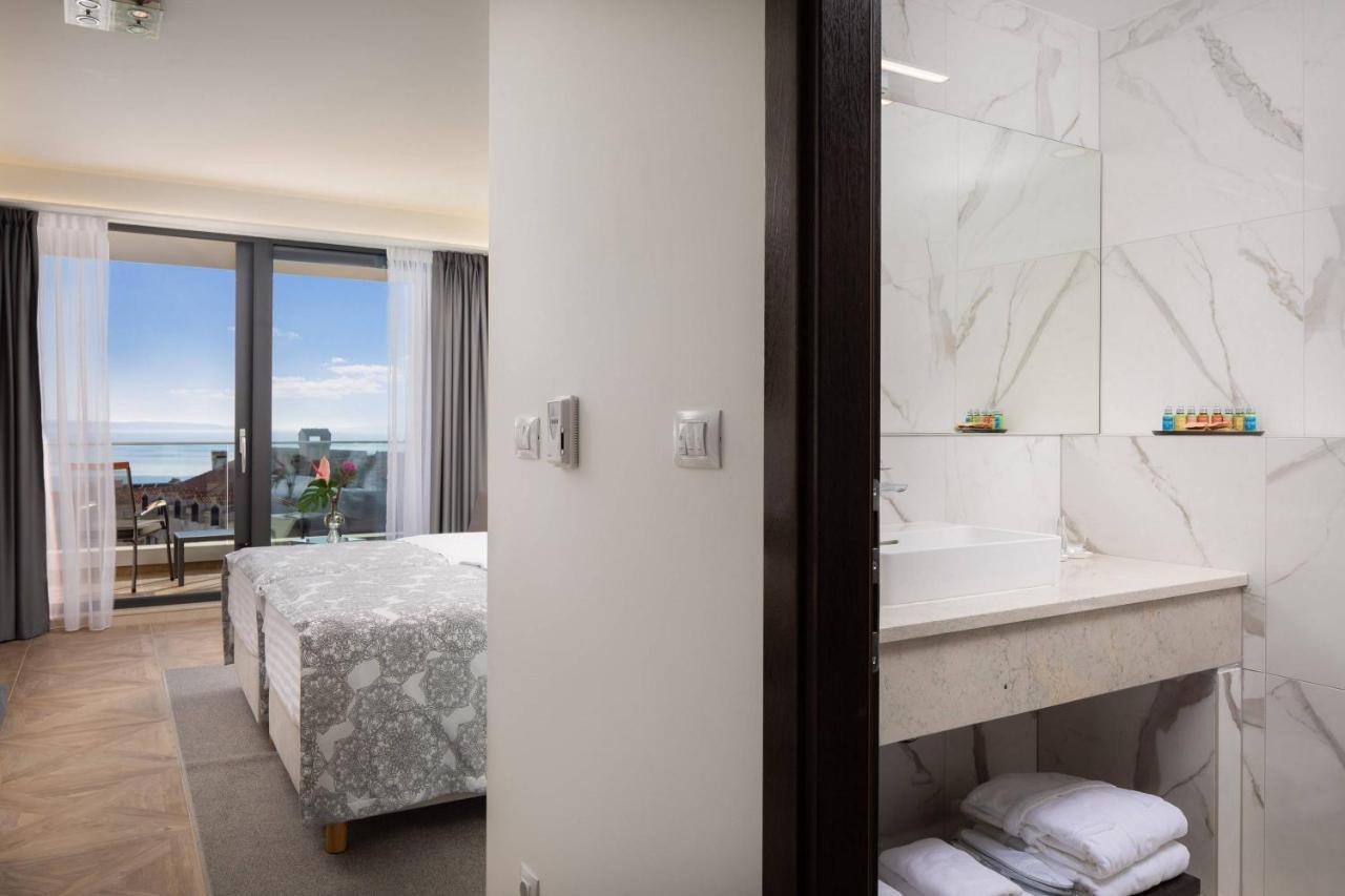 Ellure Luxury Suites سبليت المظهر الخارجي الصورة