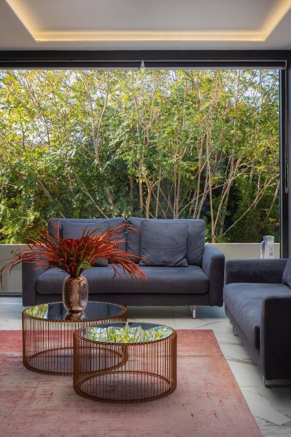 Ellure Luxury Suites سبليت المظهر الخارجي الصورة